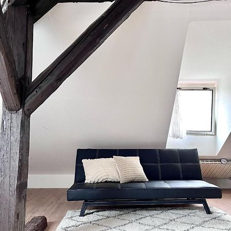 Loft Apartment Close To Metro Palmovka Praga Esterno foto