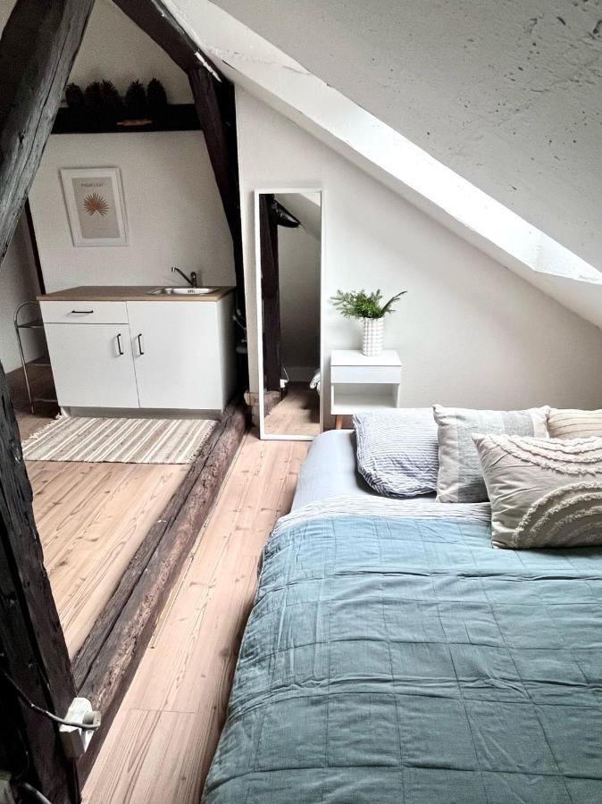 Loft Apartment Close To Metro Palmovka Praga Esterno foto